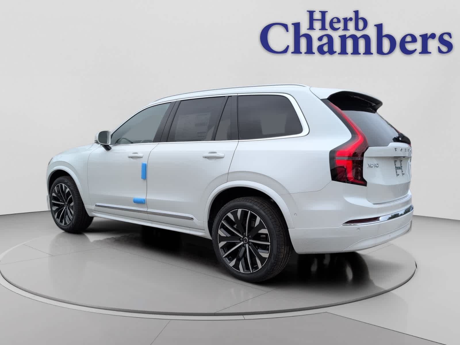used 2026 Volvo XC90 car, priced at $71,825