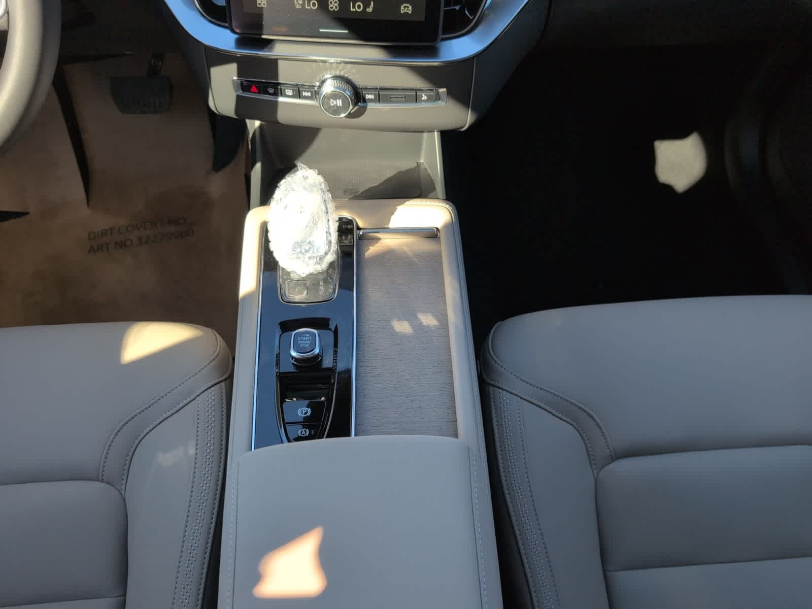 new 2026 Volvo XC90 car, priced at $73,995