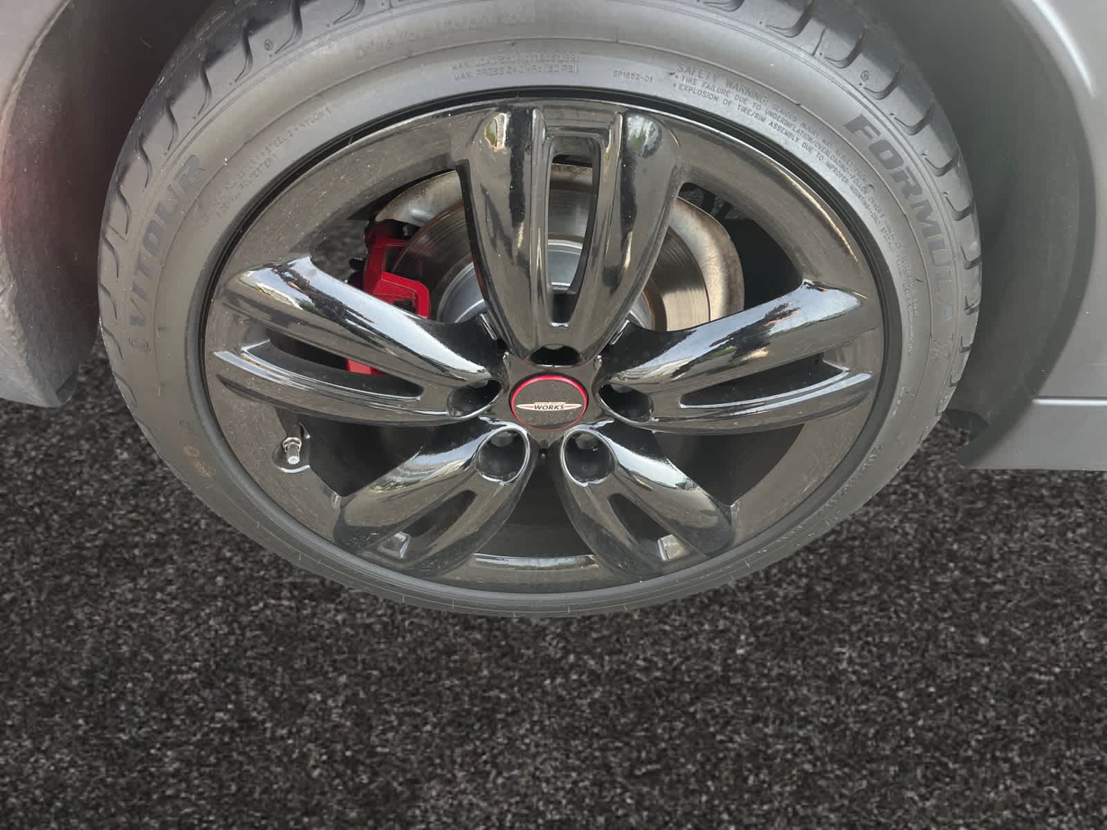 used 2024 MINI Hardtop 2 Door car, priced at $29,998