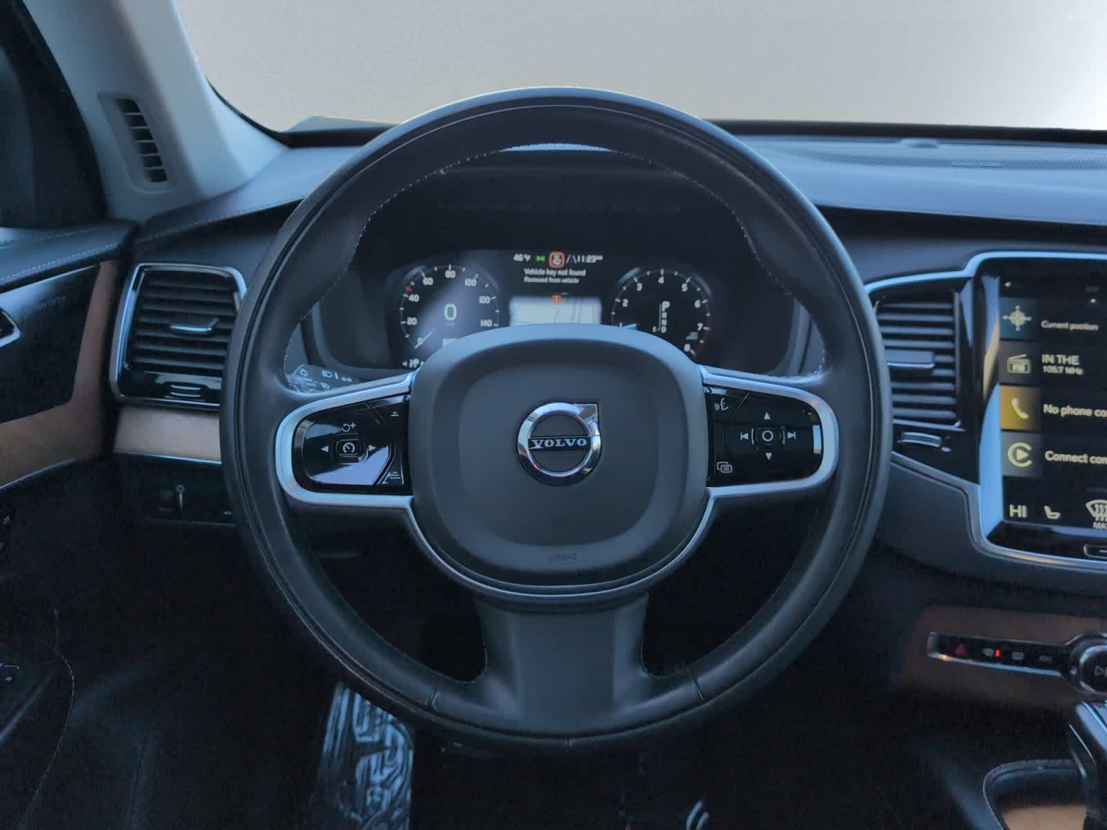 used 2020 Volvo XC90 car, priced at $33,998