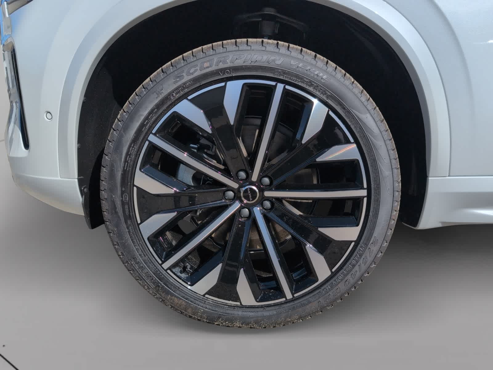 used 2026 Volvo XC90 car, priced at $75,530