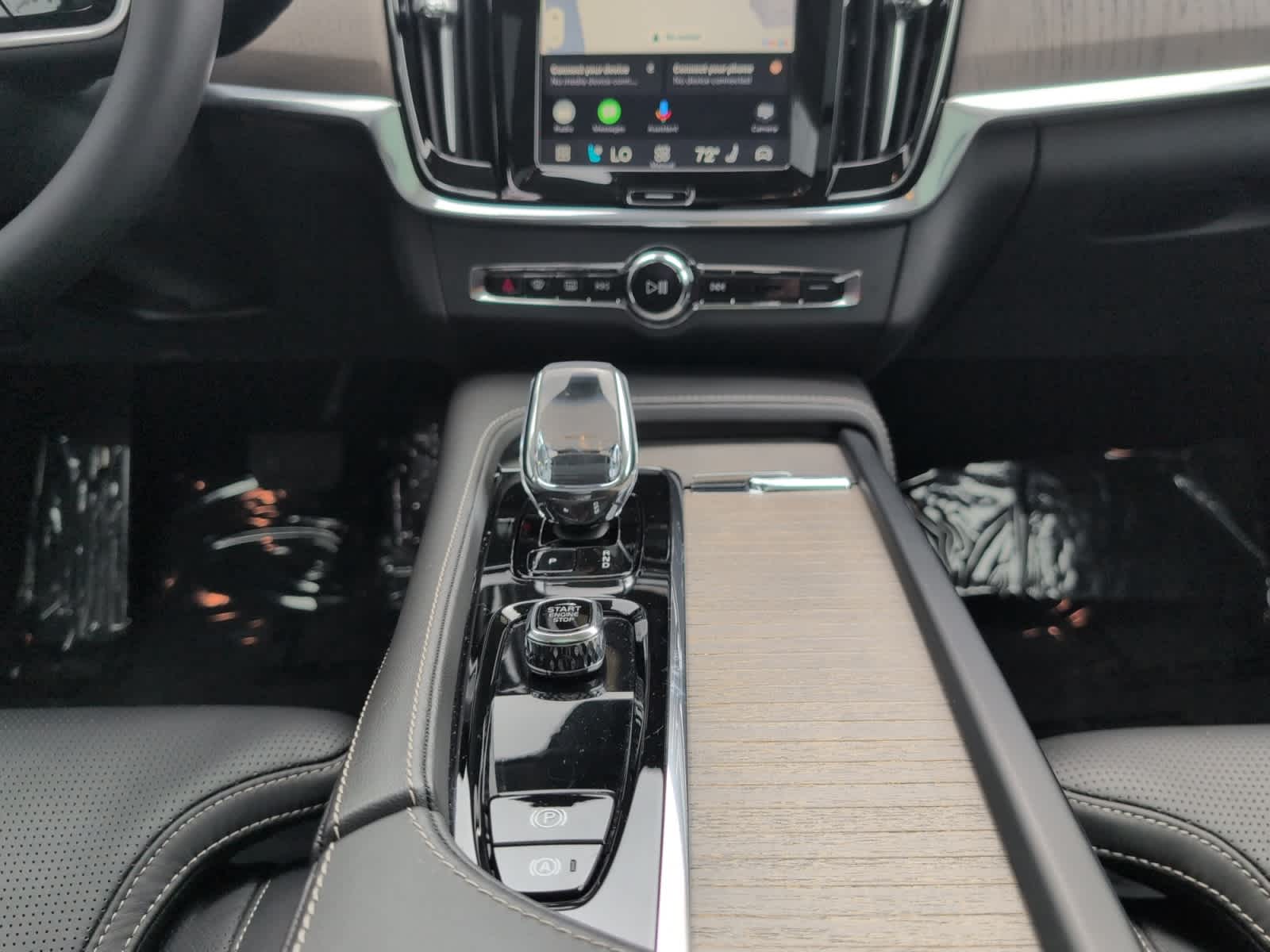 2024 Volvo S90 Ultimate - Photo 17