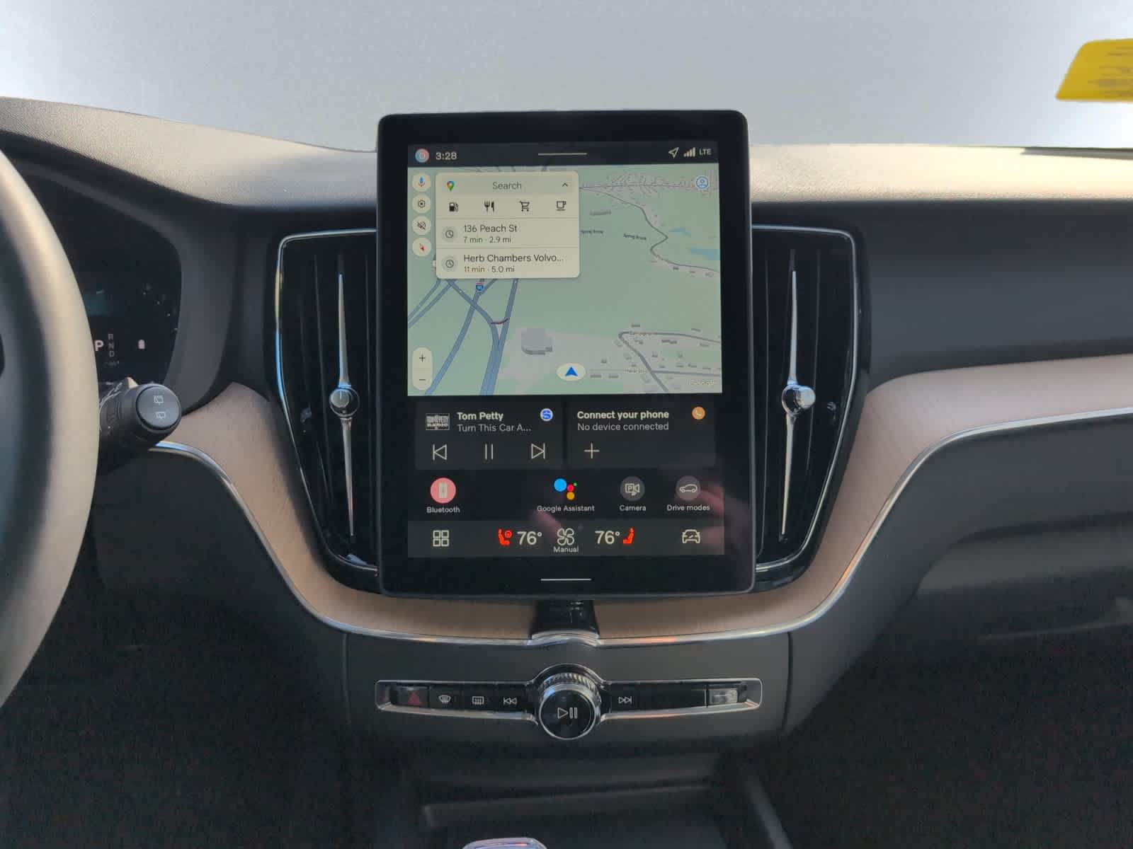 new 2026 Volvo XC60 car, priced at $58,105