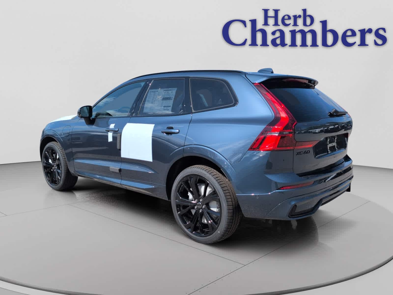 new 2026 Volvo XC60 plug-in hybrid car, priced at $75,470