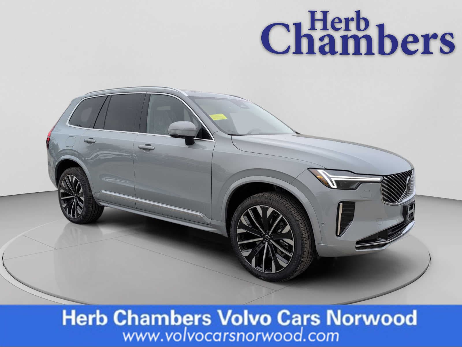 2026 Volvo XC90 Plus's photo