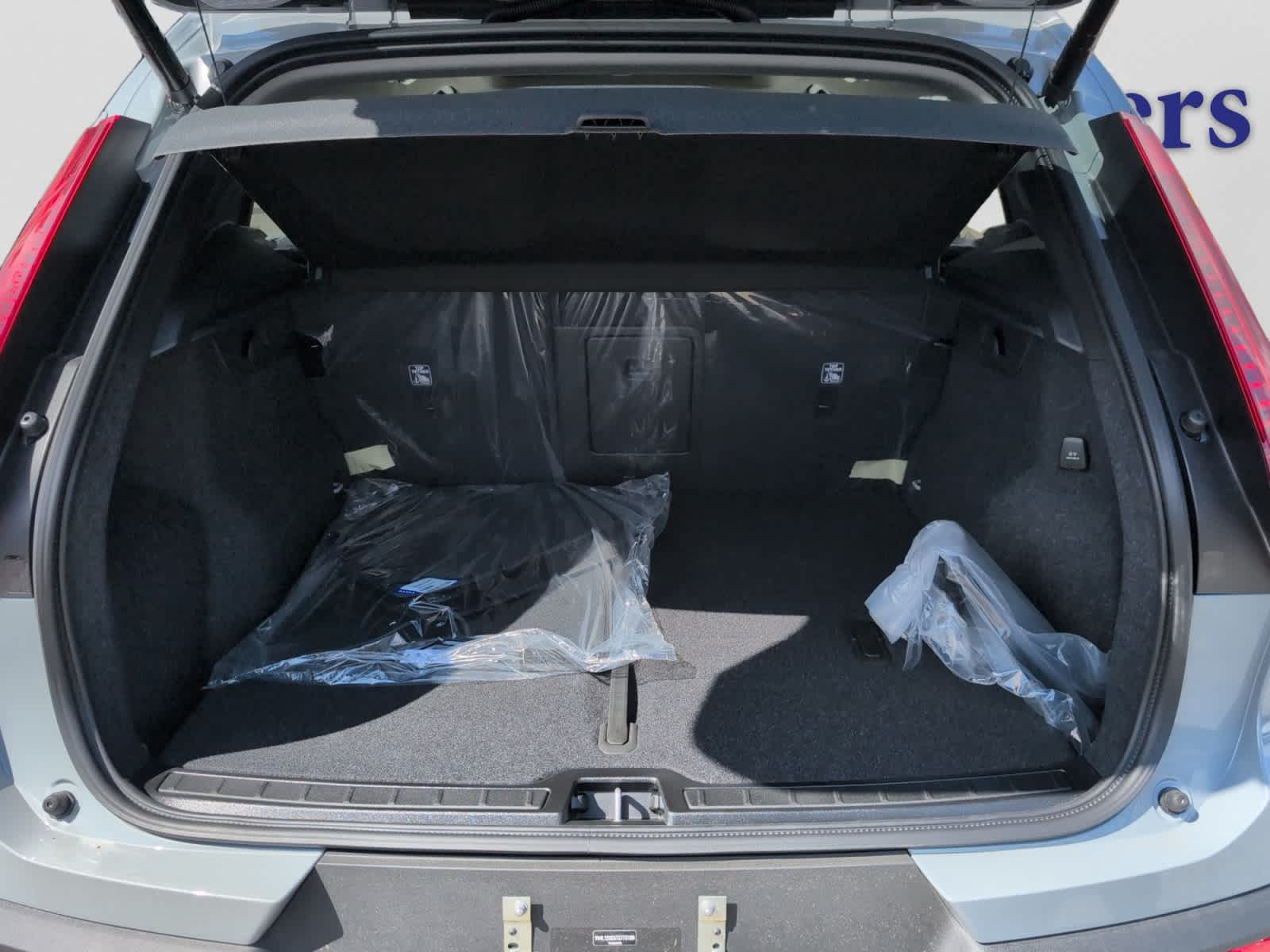 new 2026 Volvo XC40 car, priced at $50,045