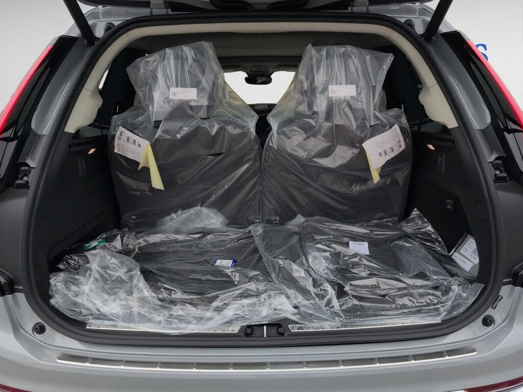 New 2026 Volvo XC90 B6 Plus 7-Seater SUV