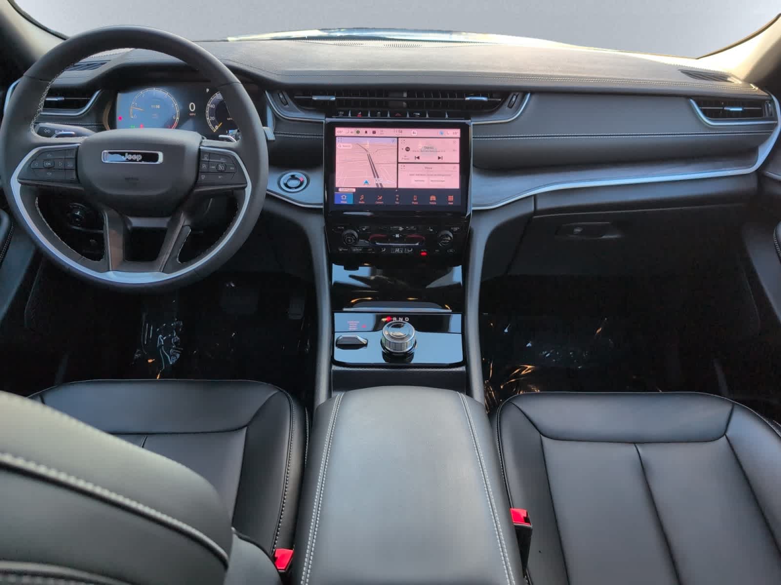 used 2025 Jeep Grand Cherokee car, priced at $38,998