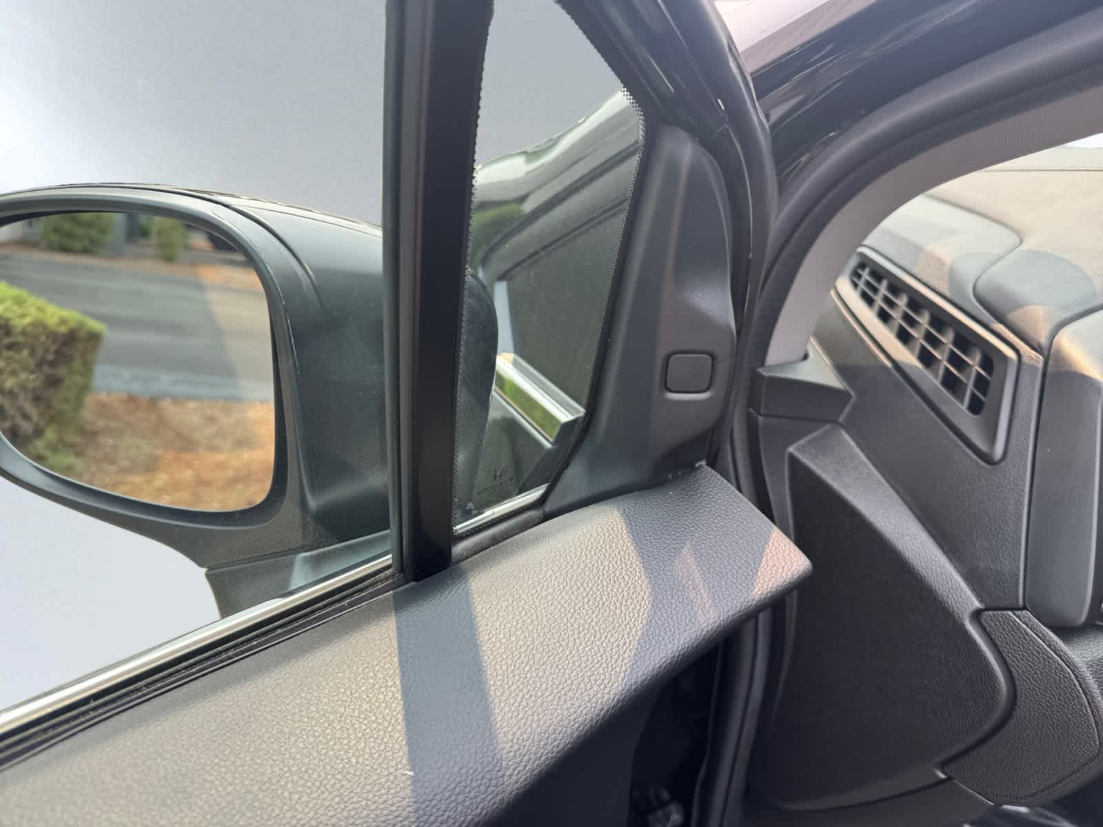 used 2024 Honda Odyssey car, priced at $32,998