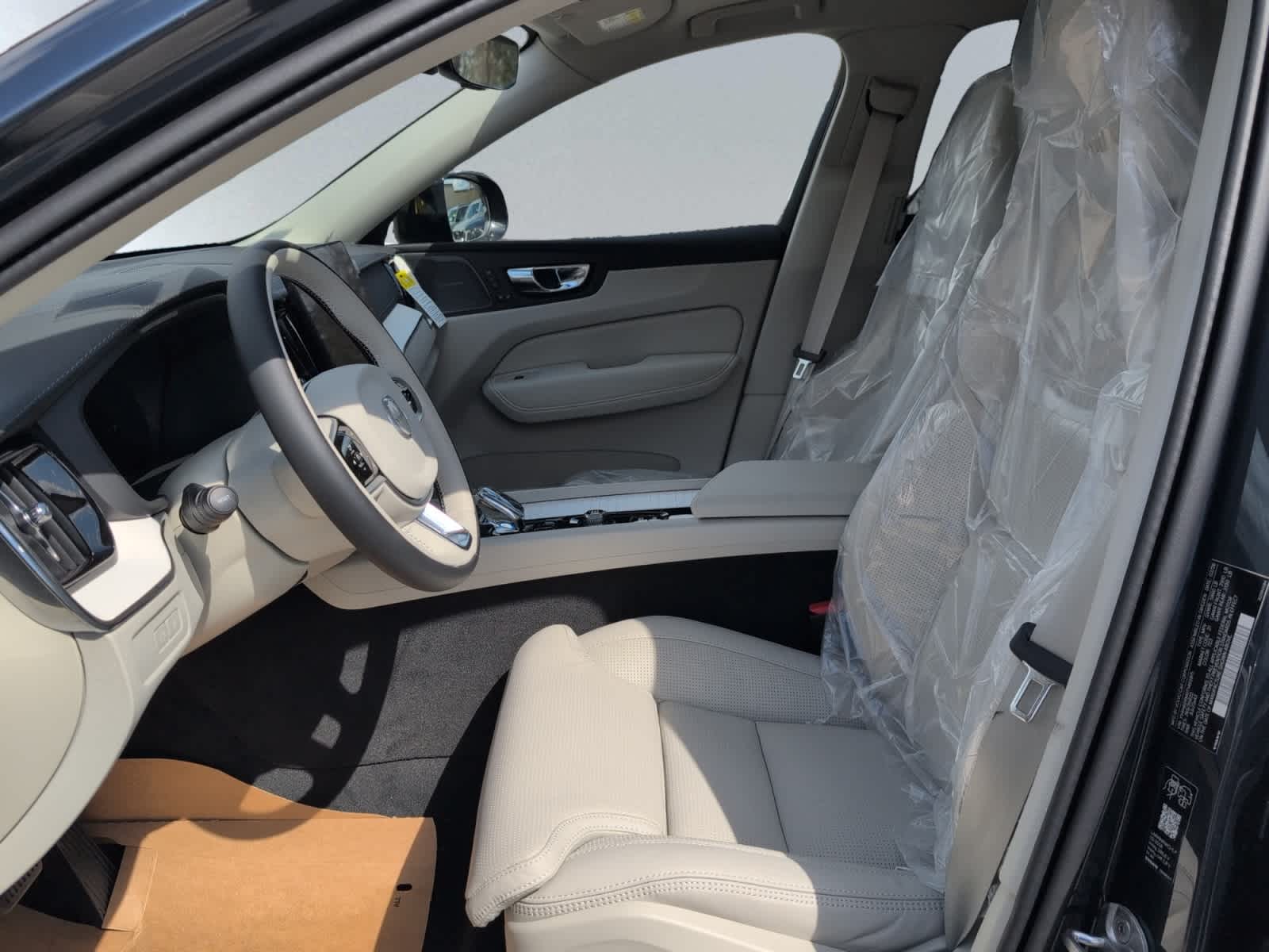 new 2026 Volvo XC60 plug-in hybrid car, priced at $75,845