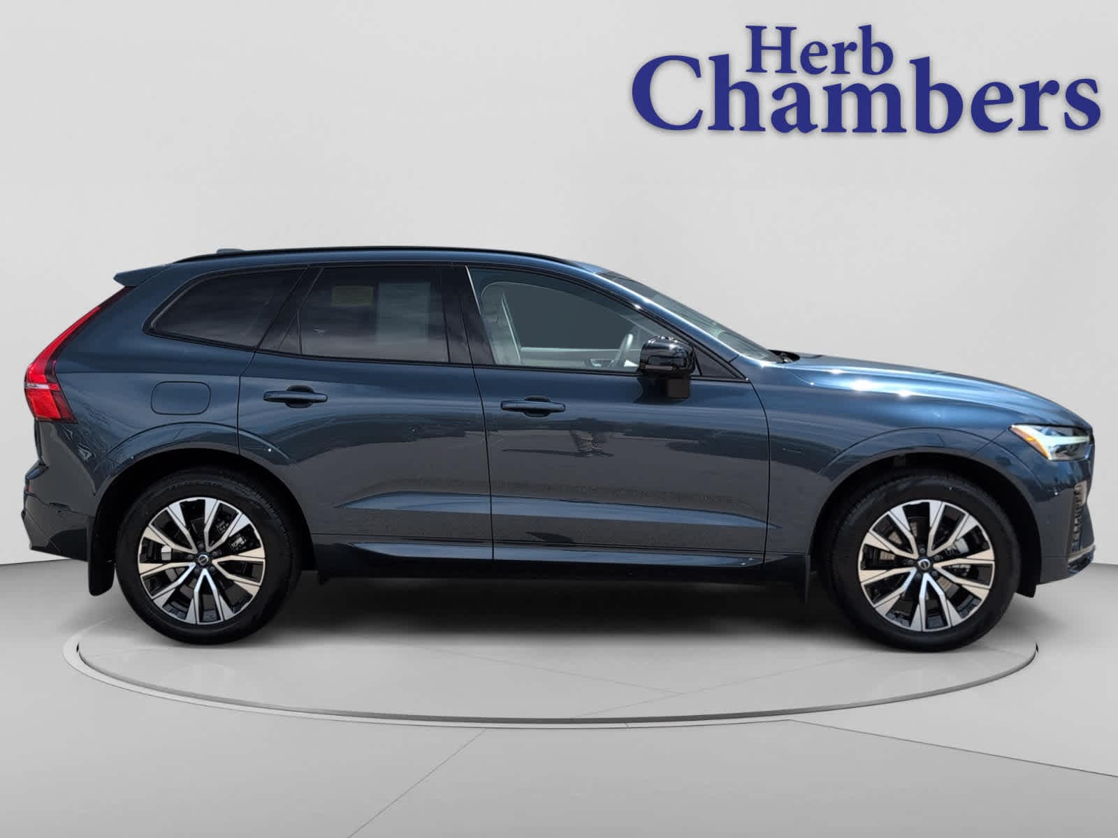 used 2023 Volvo XC60 car, priced at $37,498