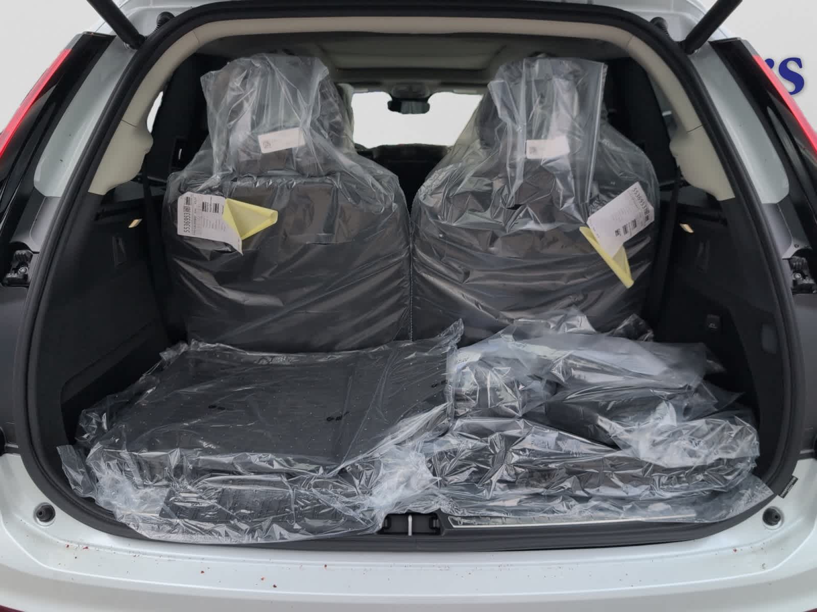 new 2026 Volvo XC90 plug-in hybrid car, priced at $81,955