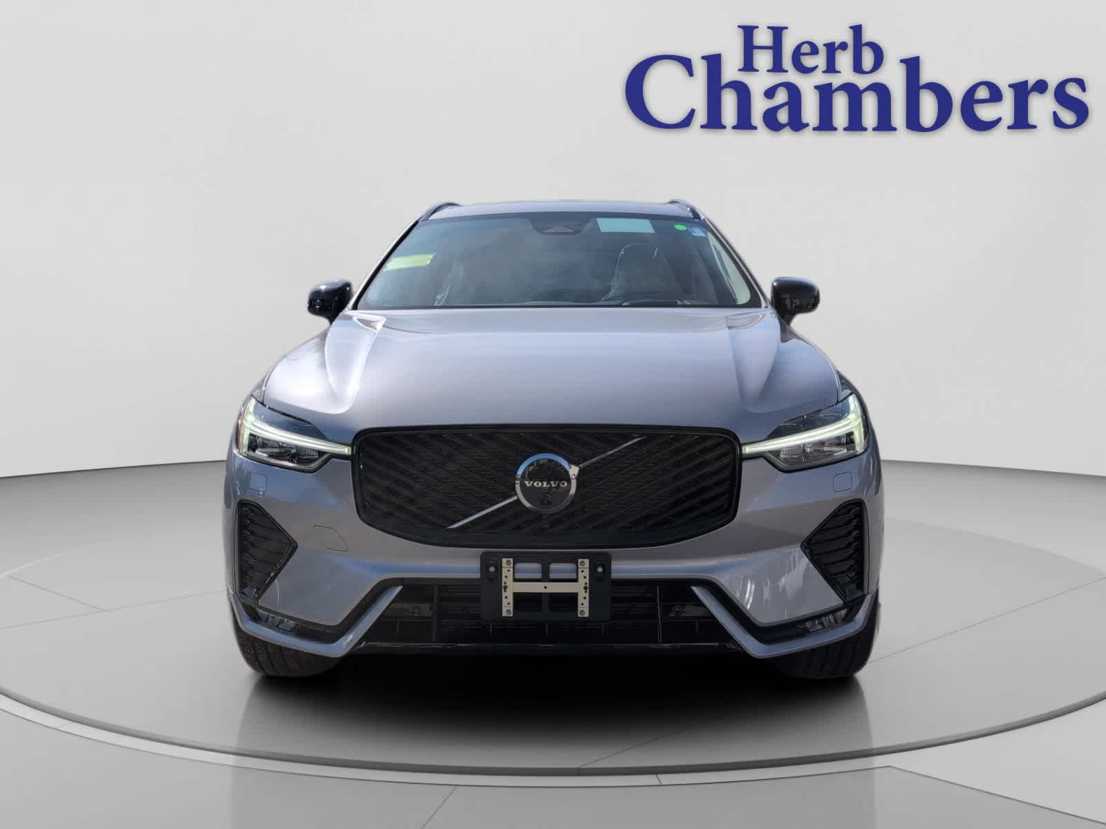 new 2026 Volvo XC60 car, priced at $64,020