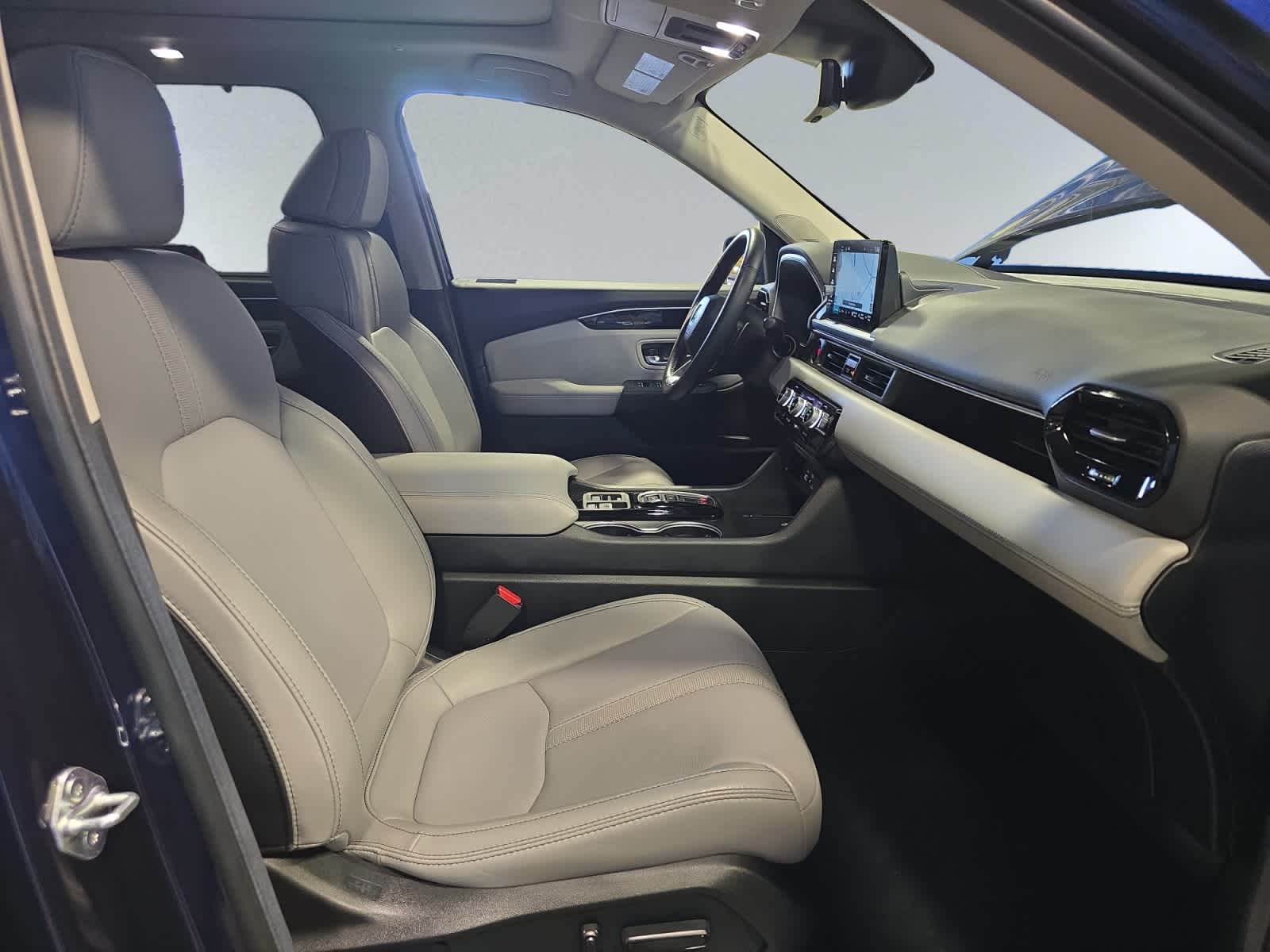 2025 Honda Pilot Touring - Photo 19