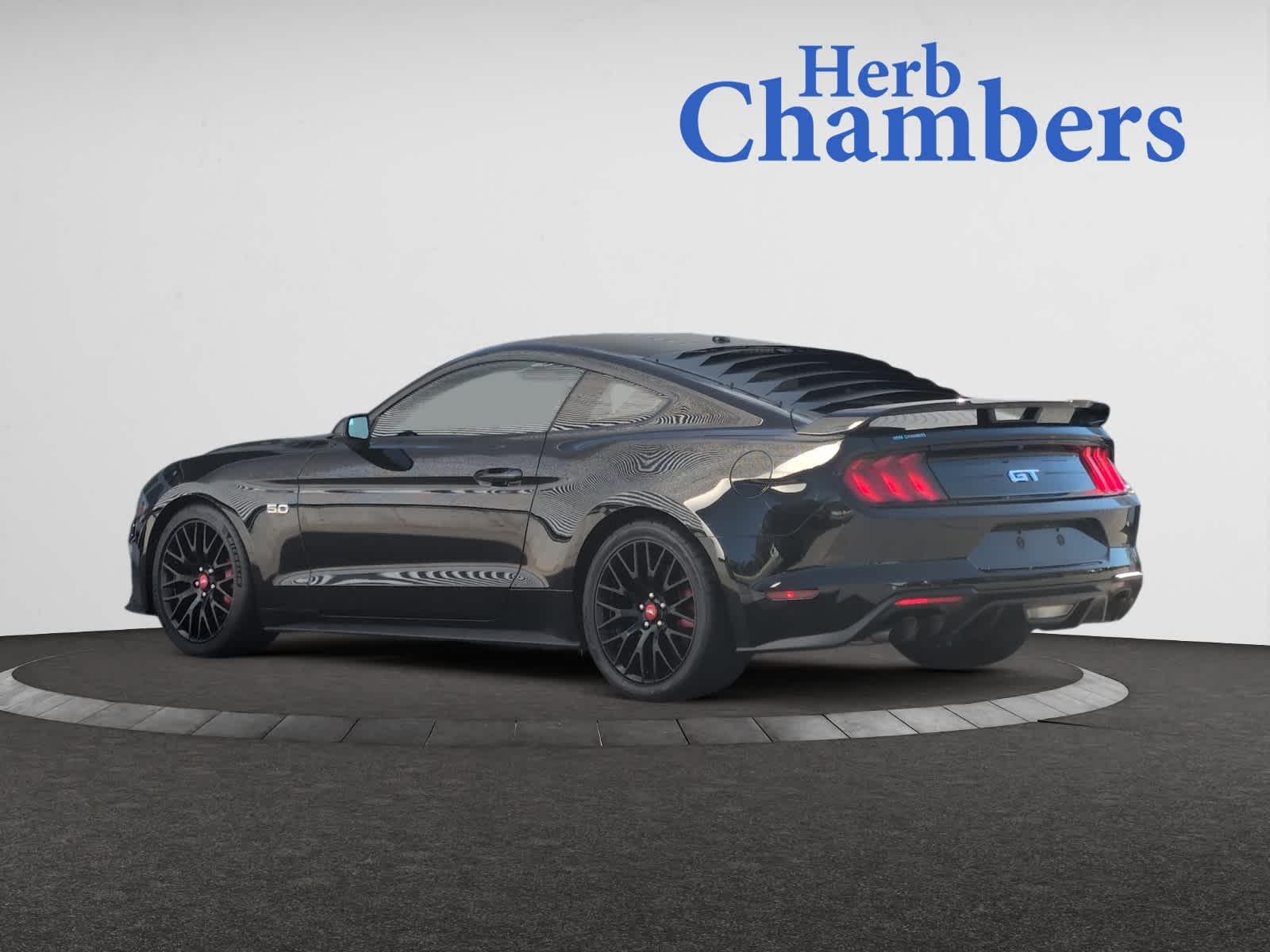 2018 Ford Mustang GT Premium photo 4