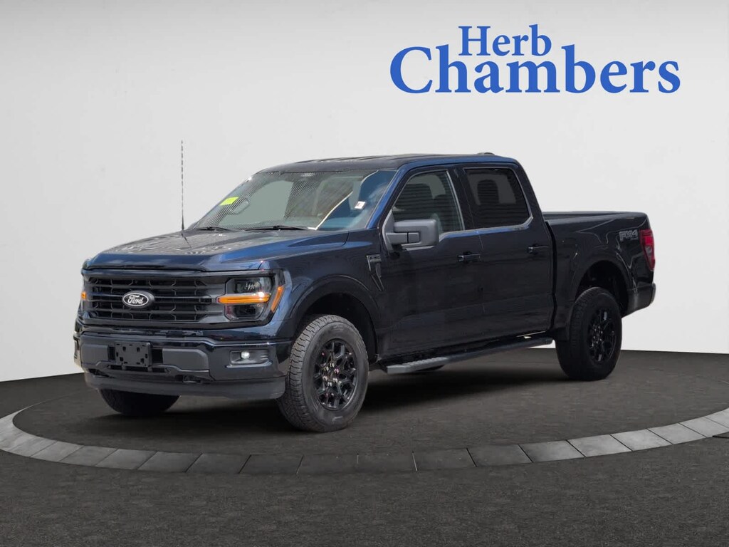 New 2025 Ford F-150 XLT Crew Cab Pickup