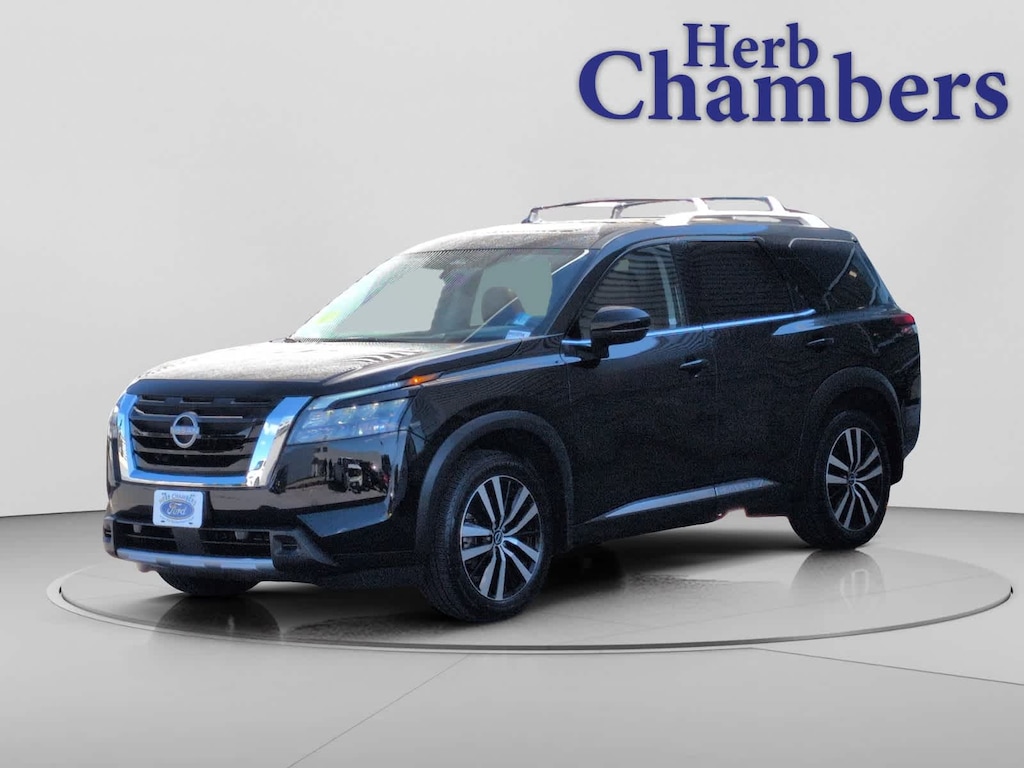 Used 2025 Nissan Pathfinder Platinum SUV