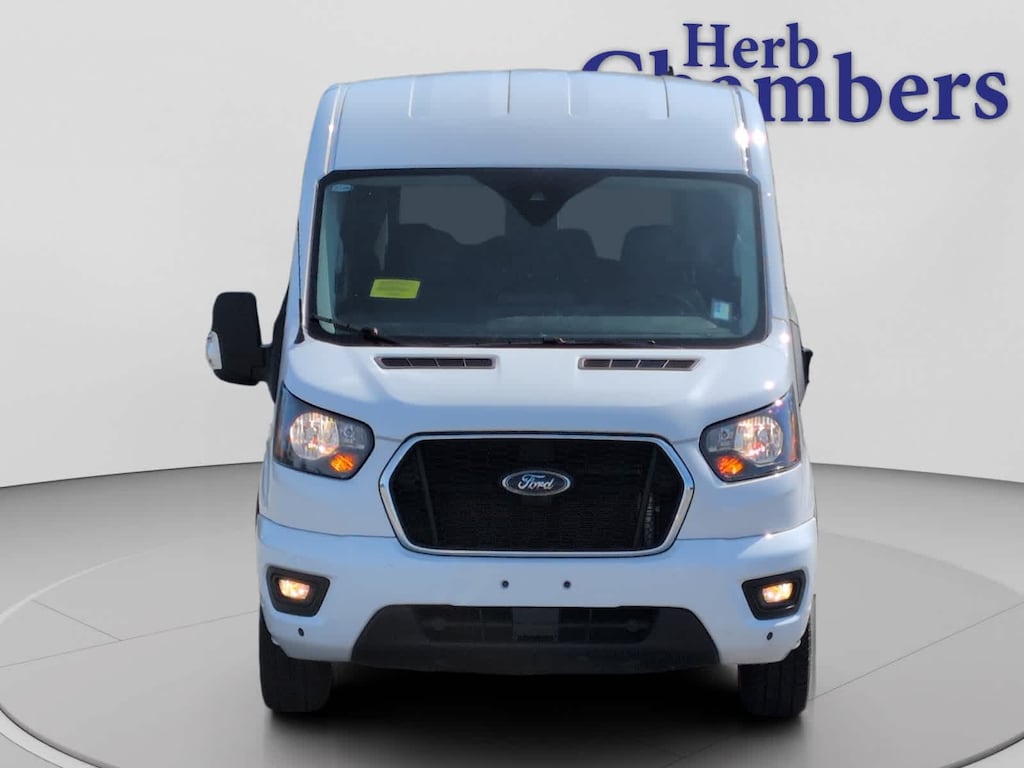 Used 2025 Ford Transit-350 Passenger Wagon Medium Roof Van