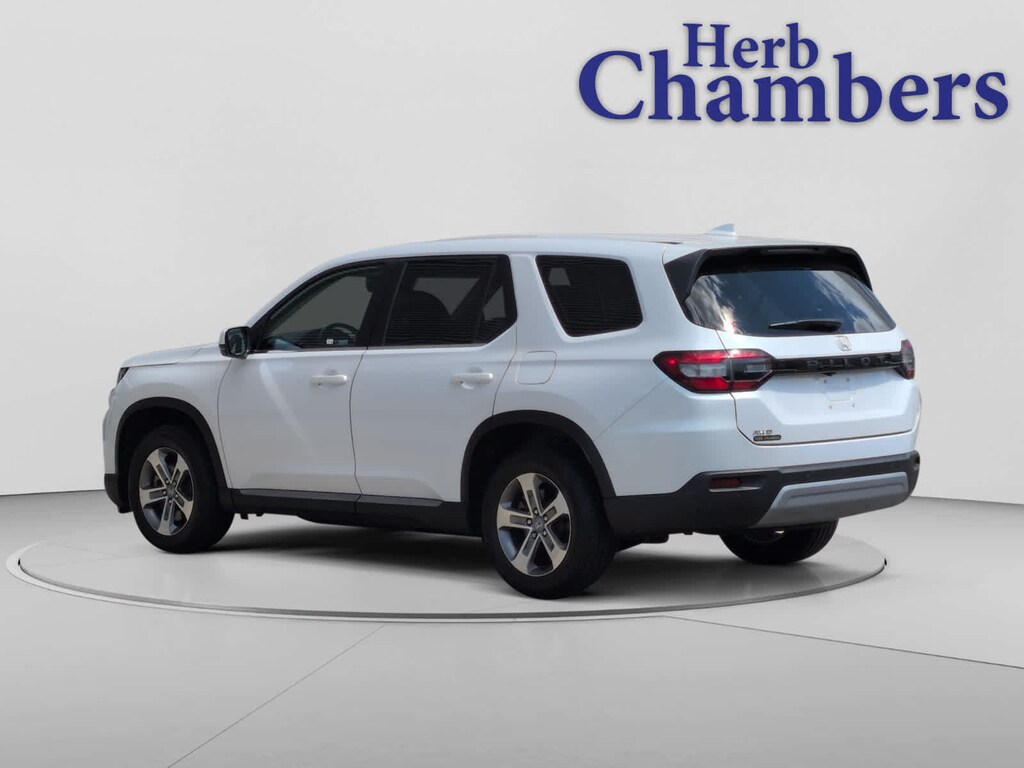 Used 2023 Honda Pilot EX-L 7 Passenger SUV