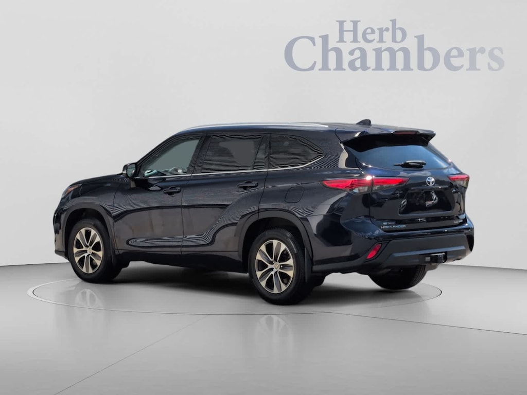 Certified 2021 Toyota Highlander XLE SUV