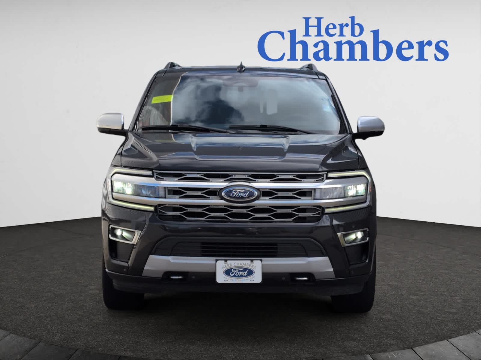 2024 Ford Expedition Platinum photo 2