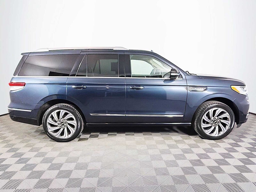 Used 2022 Lincoln Navigator Reserve SUV