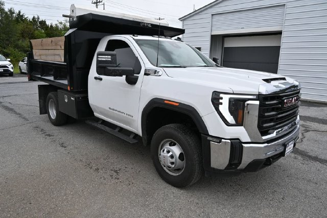 2024 GMC Sierra 3500 Chassis Cab
