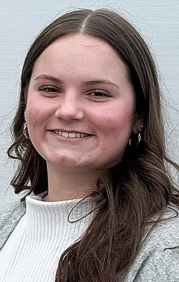 Staff member Emma Britt from ID_fdbc58