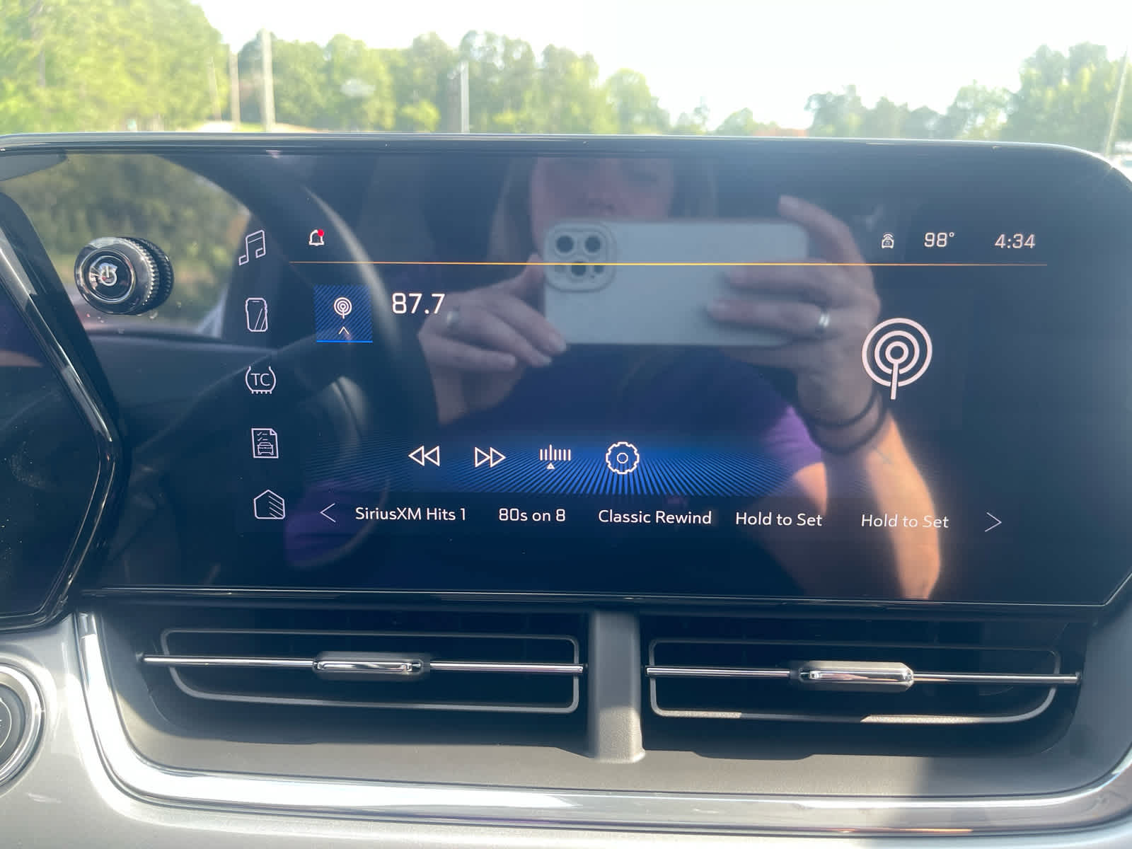 2026 Chevrolet Trax LT - Photo 18