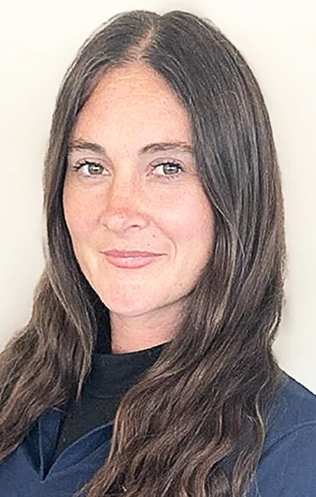 Staff member Kelly Hogan from ID_806314