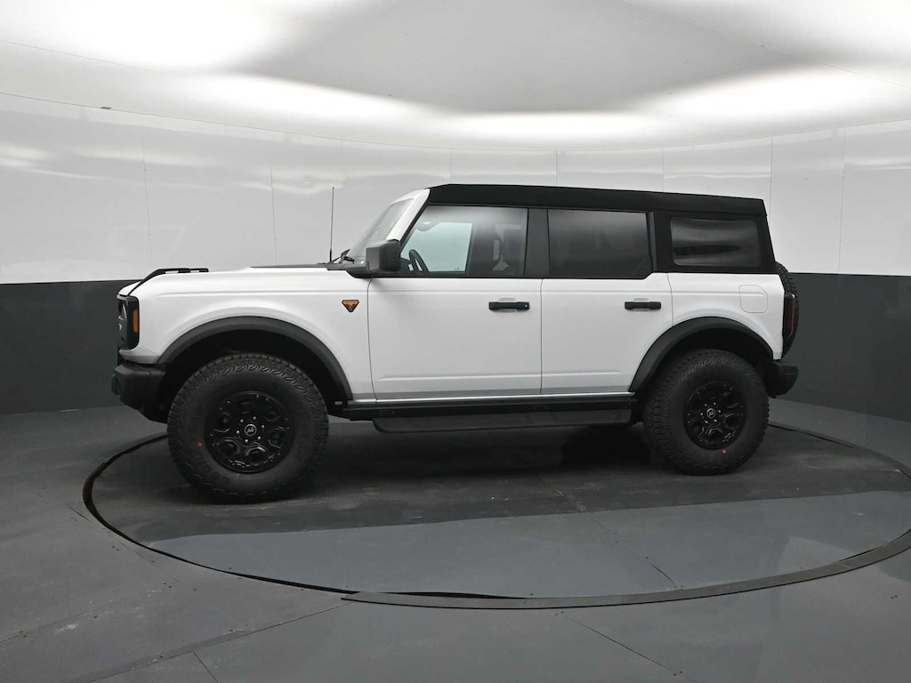 New 2026 Ford Bronco Badlands Advanced 4x4