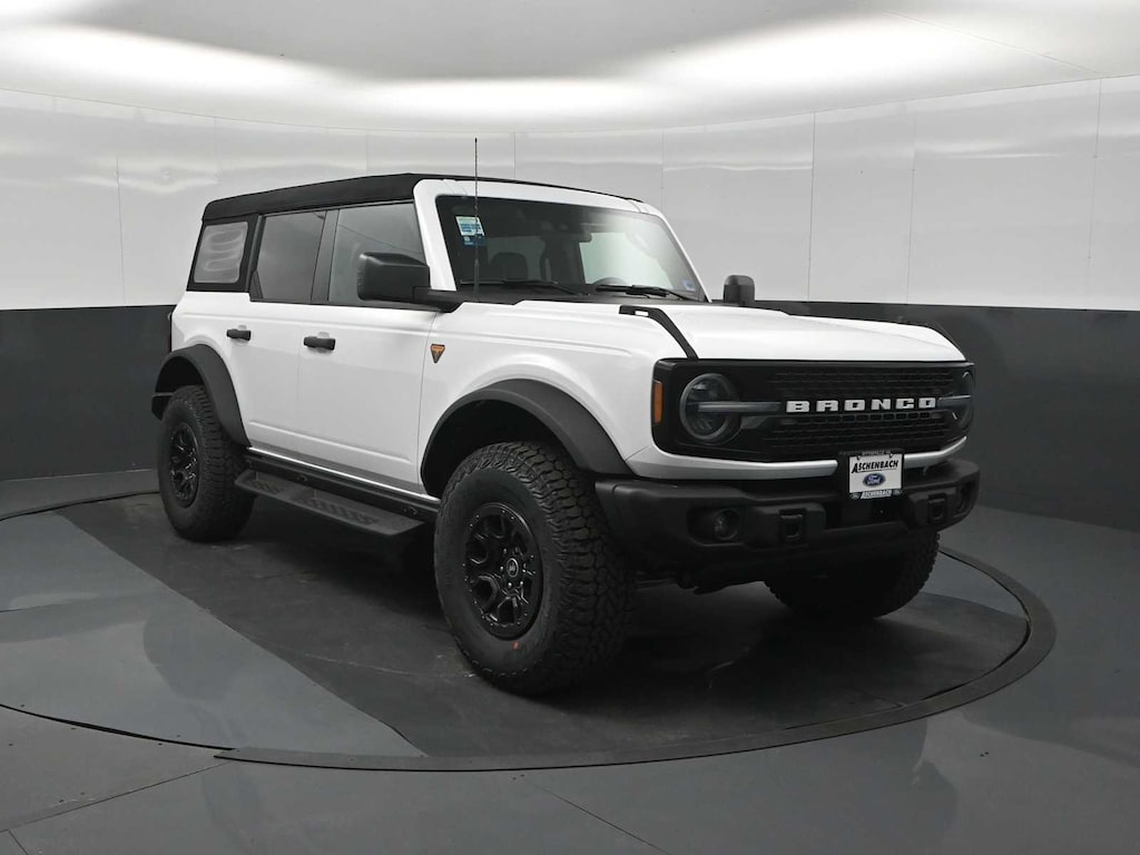 New 2026 Ford Bronco Badlands Advanced 4x4