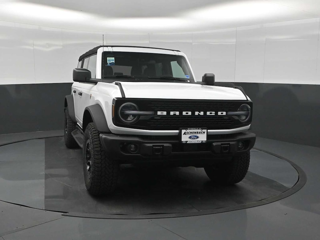 New 2026 Ford Bronco Badlands Advanced 4x4