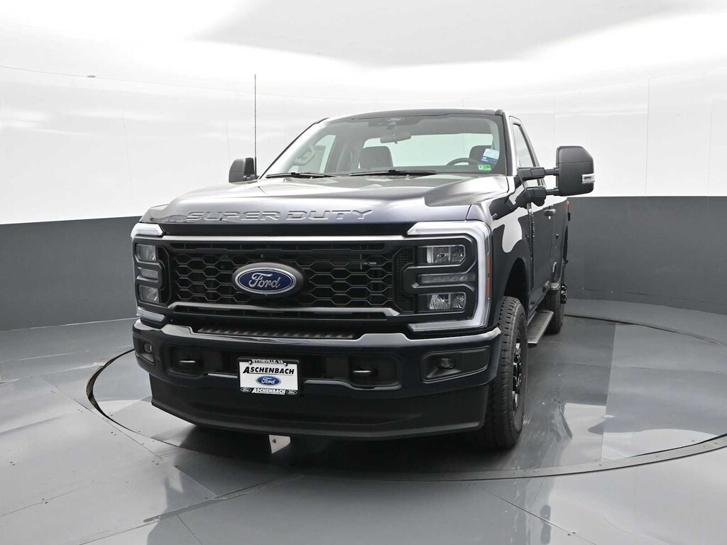 New 2025 Ford Super Duty F-350 SRW XL 4WD Reg Cab 8 Box 4WD Reg Cab 8 Box