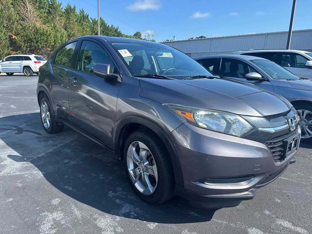 Used 2018 Honda HR-V LX AWD SUV
