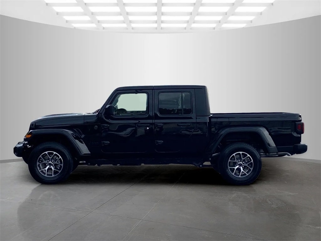 New 2026 Jeep Gladiator SPORT S 4X4 Pickup