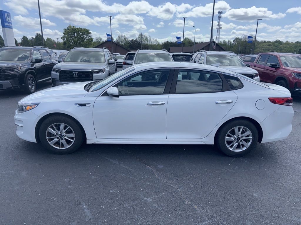 Used 2017 Kia Optima LX Sedan