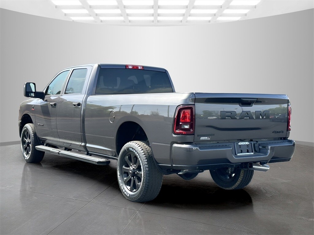 2025 Ram 2500 Big Horn photo 3