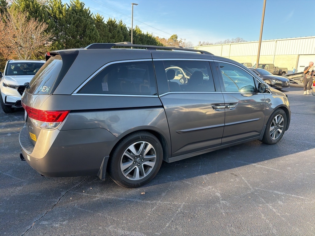 Used 2016 Honda Odyssey Touring Van Passenger Van