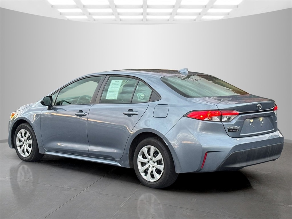 Used 2024 Toyota Corolla LE Sedan