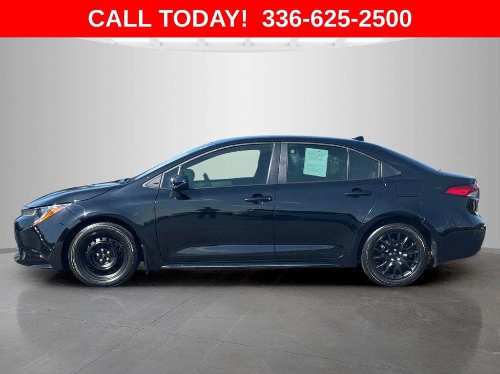 Used 2025 Toyota Corolla LE Sedan