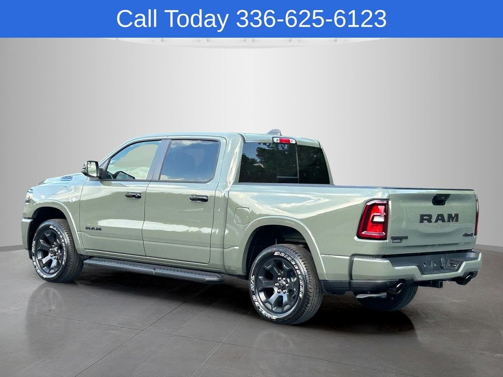 New 2026 Ram 1500 BIG HORN CREW CAB 4X4 5'7 BOX Pickup