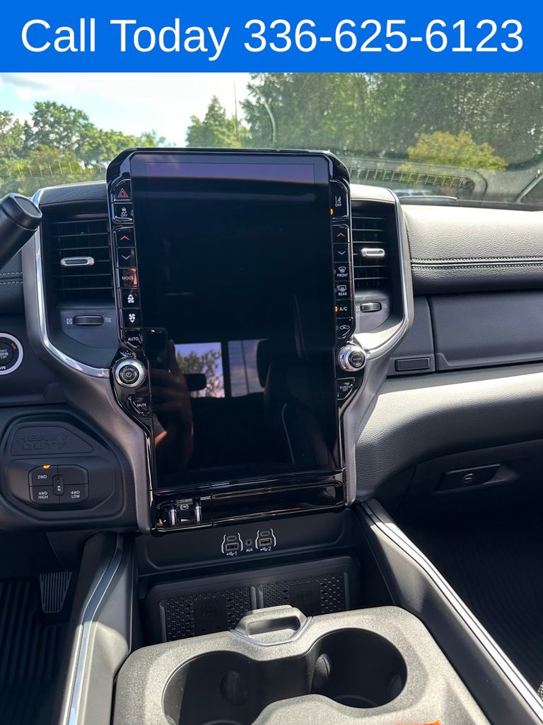 2025 RAM 2500 Laramie - Photo 18