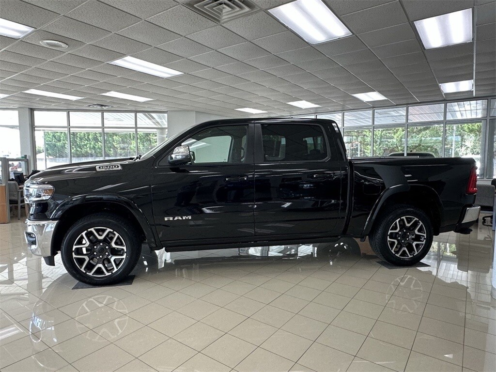 2025 Ram 1500 Laramie photo 2