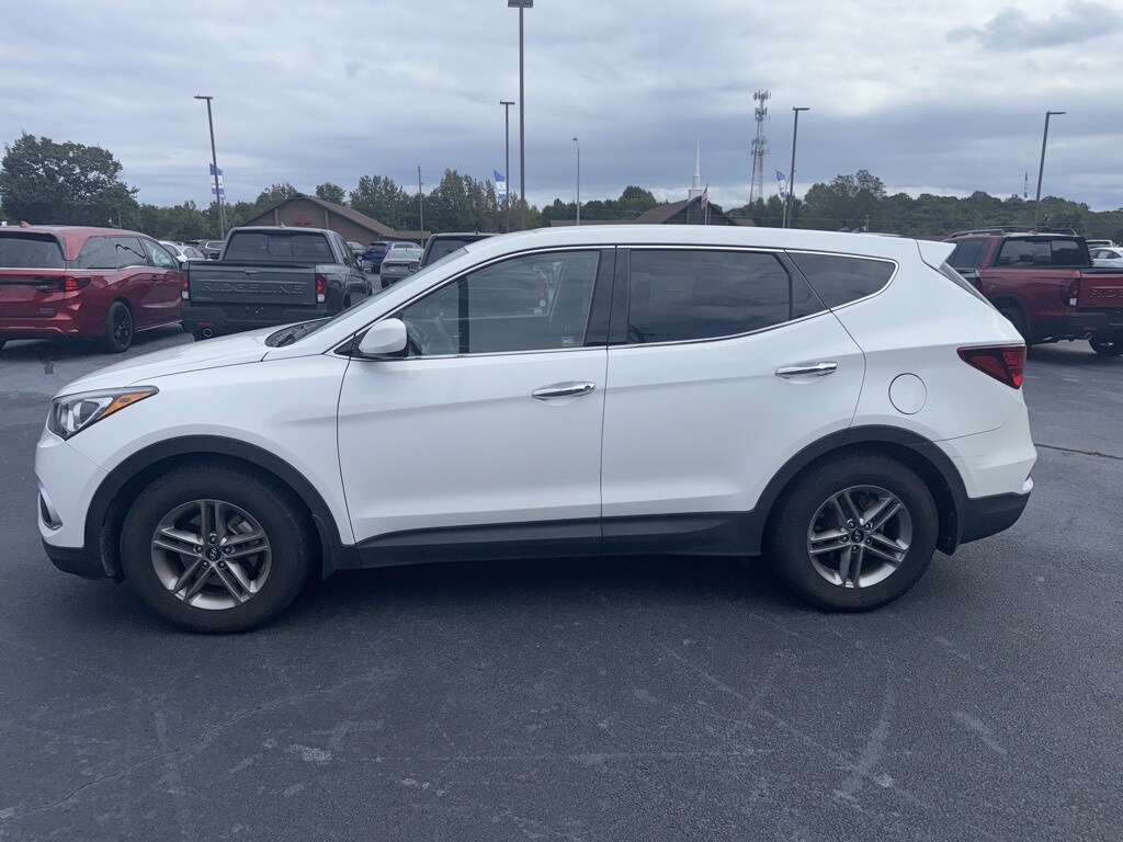 2018 Hyundai Santa Fe Sport Base photo 3