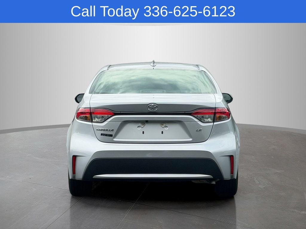 Used 2022 Toyota Corolla LE Sedan