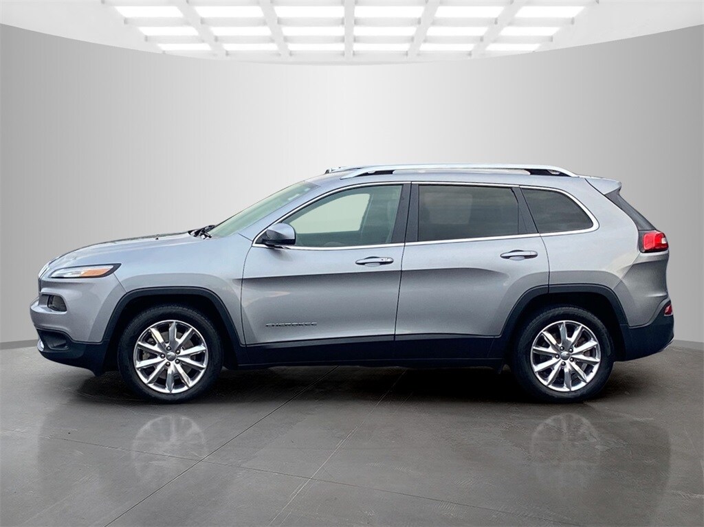 2016 Jeep Cherokee Limited photo 2