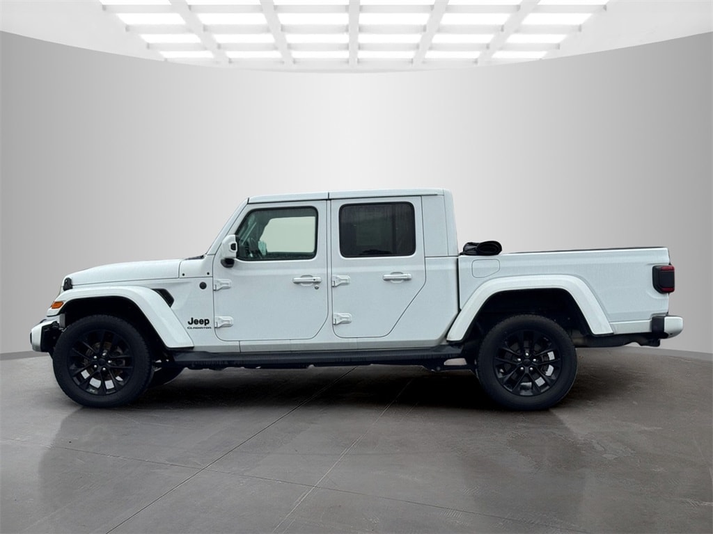 Used 2021 Jeep Gladiator Overland Truck Crew Cab