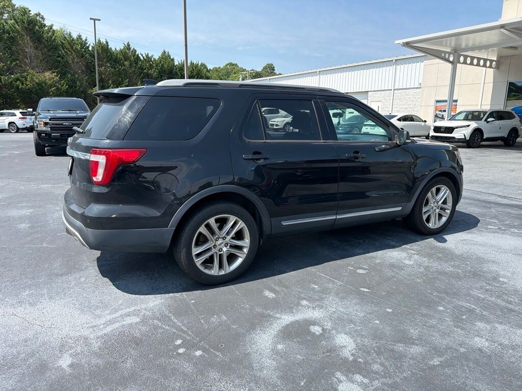 Used 2017 Ford Explorer XLT SUV