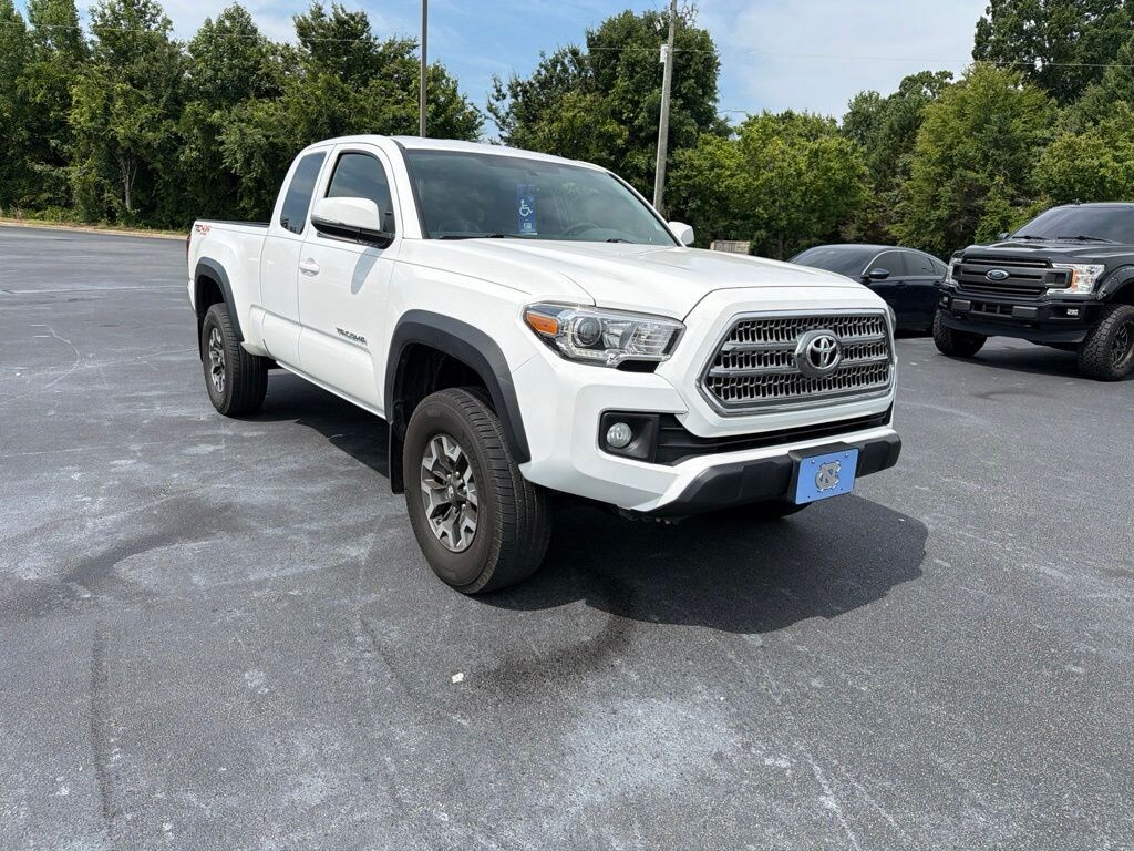 Used 2017 Toyota Tacoma TRD Off Road V6 Truck Access Cab